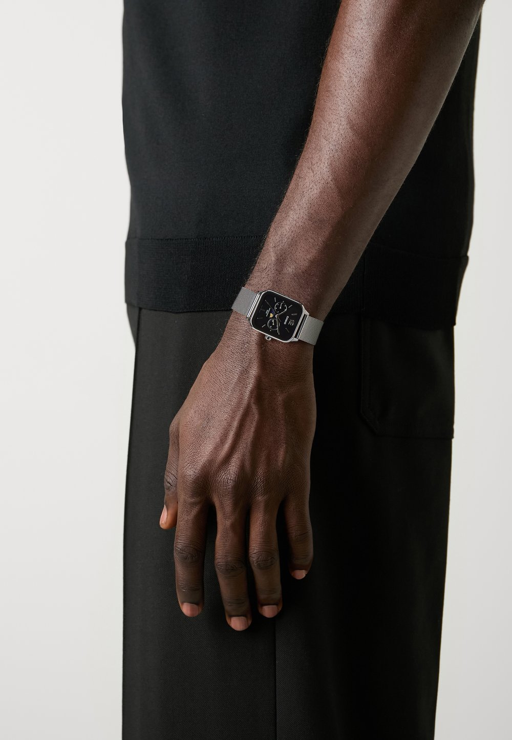 Casio UNISEX Watch black - Image 2