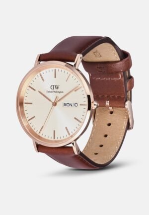 Daniel Wellington Watch rose gold coloured